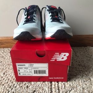 Women’s size 8 new balance 880v8
